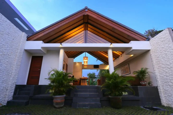 Табанан: Royal Nyanyi Villa