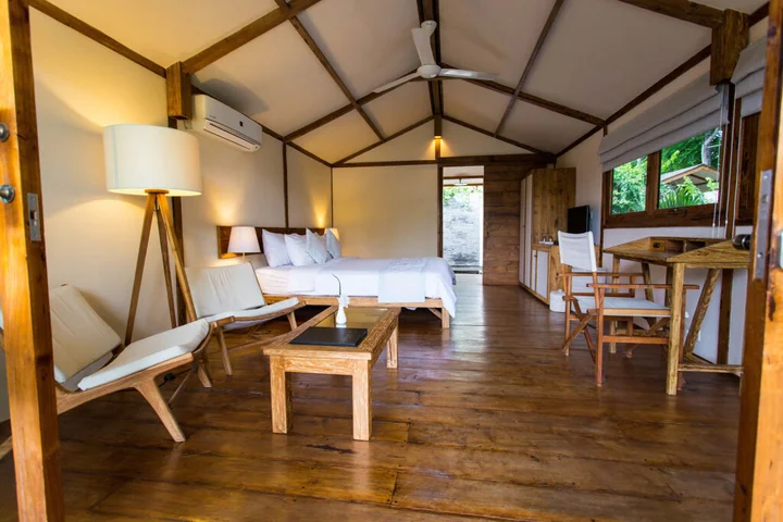 Гили Траванган: Gili Teak Resort