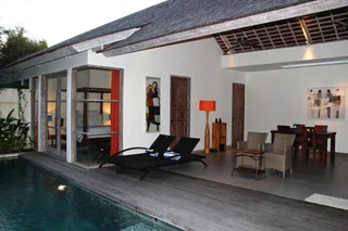 Кута: The Decks Bali