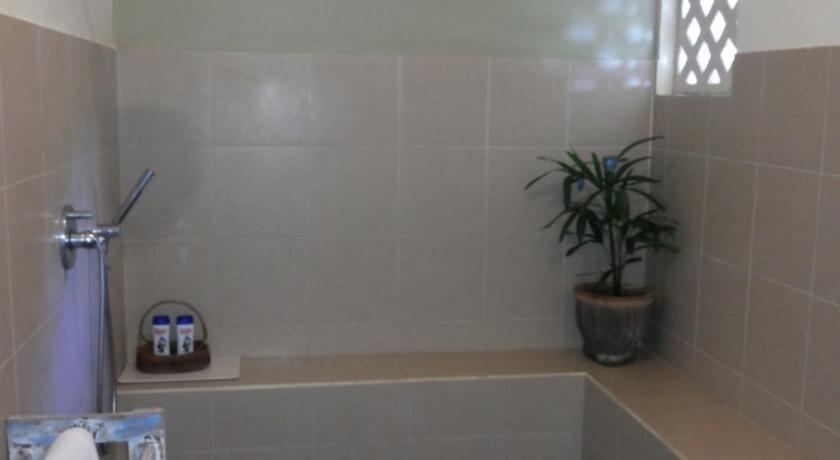 Бунутан: Fishermen's Guesthouse