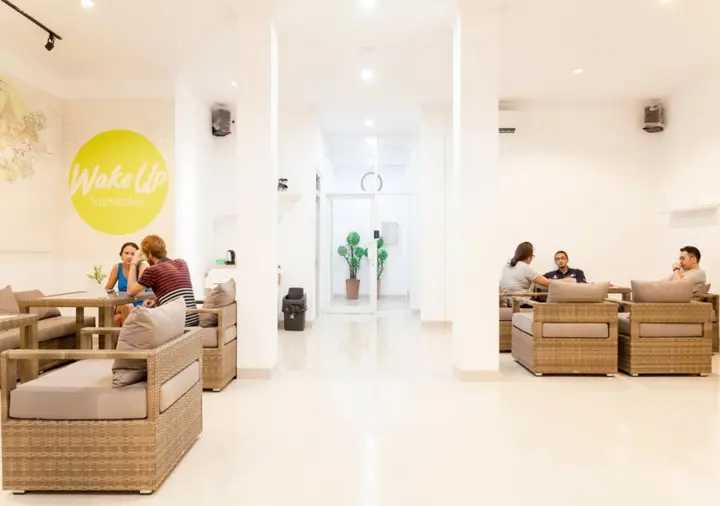 Джокьякарта: Wakeup Homestay - Hostel