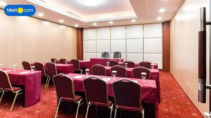 Медан: Grand Impression Hotel Medan
