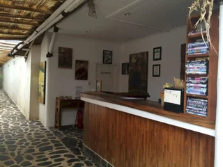 Гили Аир: Scallywags Mango Motel