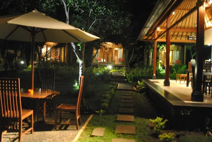 Лембонган-Айленд: Kencana Garden Bungalow