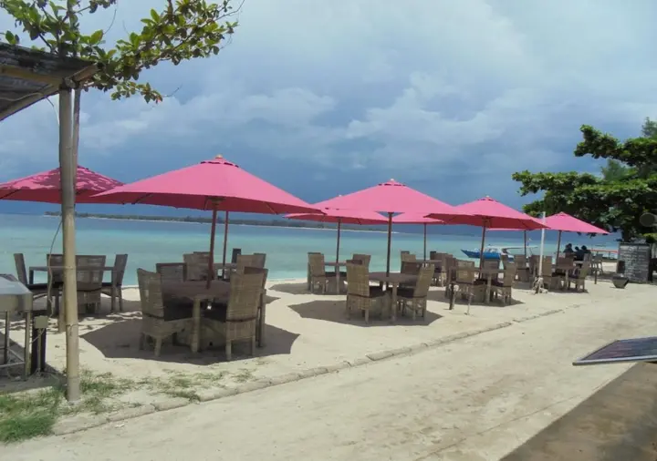 Гили-Мено: Meno Mojo Beach Resort