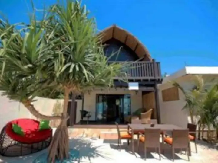 Гили-Мено: Meno Mojo Beach Resort