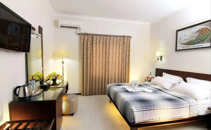 Маланг: The Aliante Hotel