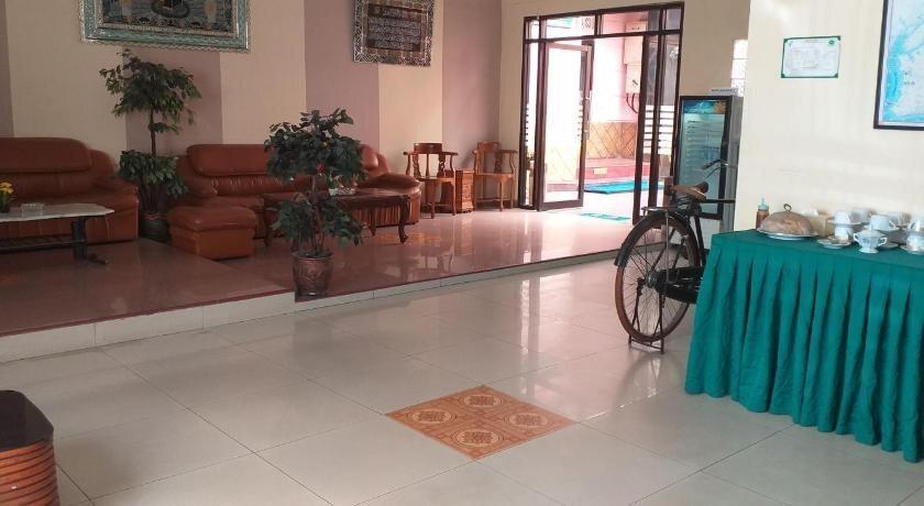 Баликпапан: OYO 3662 Hotel Mitra Amanah Syariah