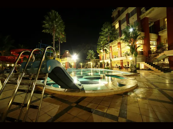 Салатига: Grand Wahid Hotel Salatiga