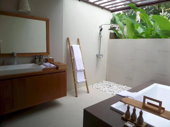 Таро: Senetan Villas and Spa Resort