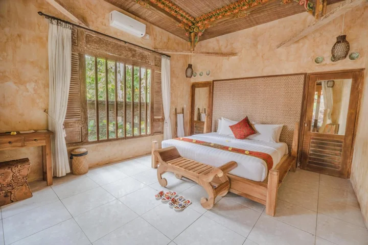 Таро: Senetan Villas and Spa Resort