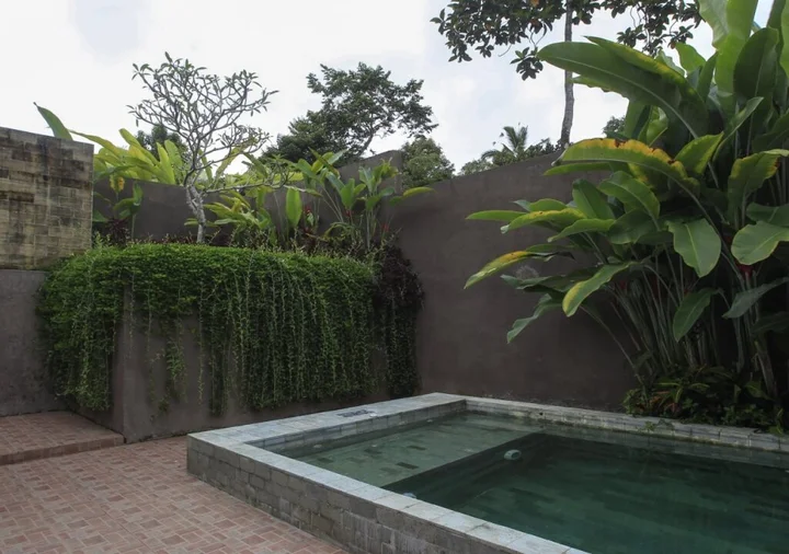 Таро: Senetan Villas and Spa Resort