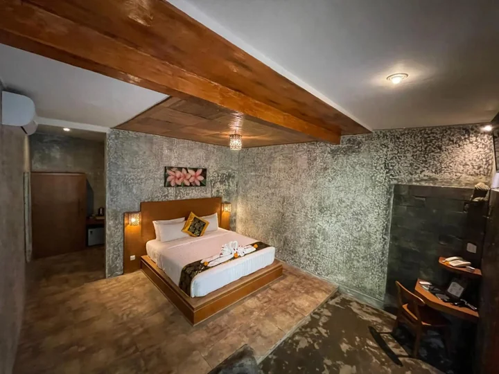 Таро: Senetan Villas and Spa Resort