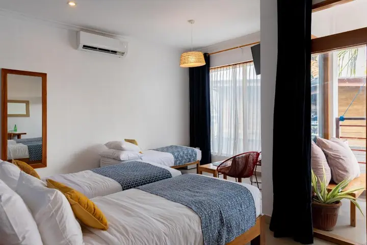 Гили Траванган: Pesona Beach Resort & Spa