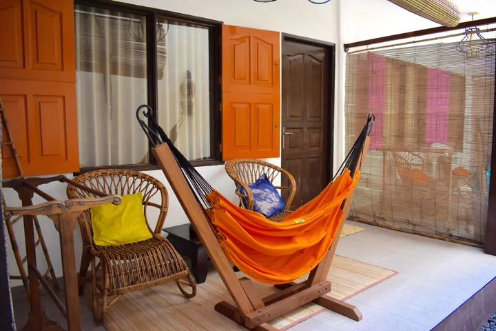 Гили Траванган: Pesona Beach Resort & Spa