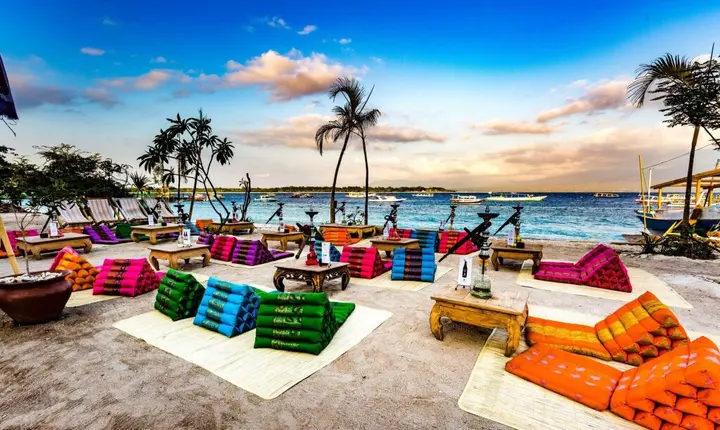 Гили Траванган: Pesona Beach Resort & Spa