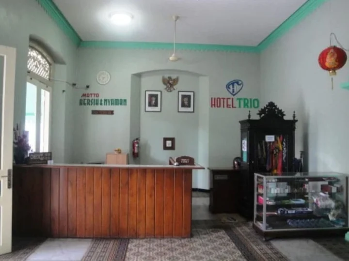 Суракарта: Hotel Trio