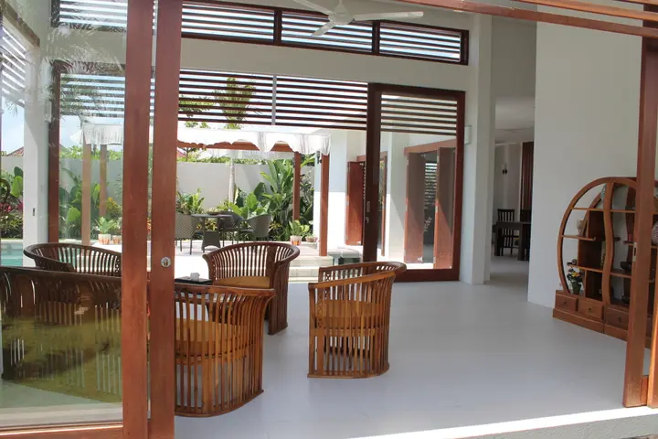 Переренан: Villa Capella