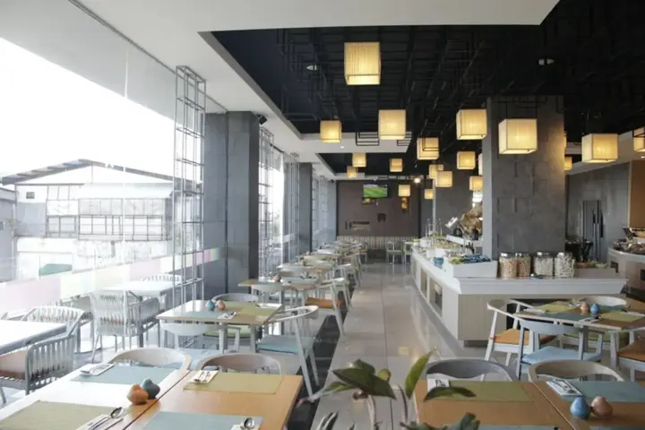 Сурабая: The Southern Hotel Surabaya