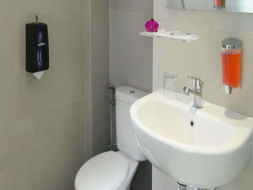 Керобокан: Zizz Convention Hotel