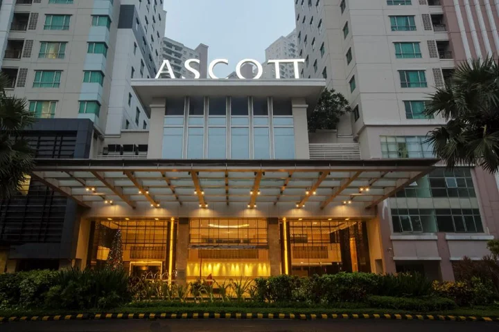 Сурабая: Ascott Waterplace Surabaya