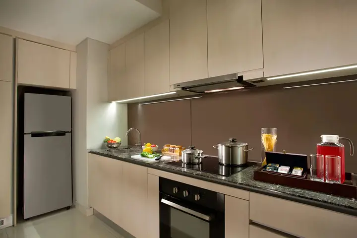 Сурабая: Ascott Waterplace Surabaya