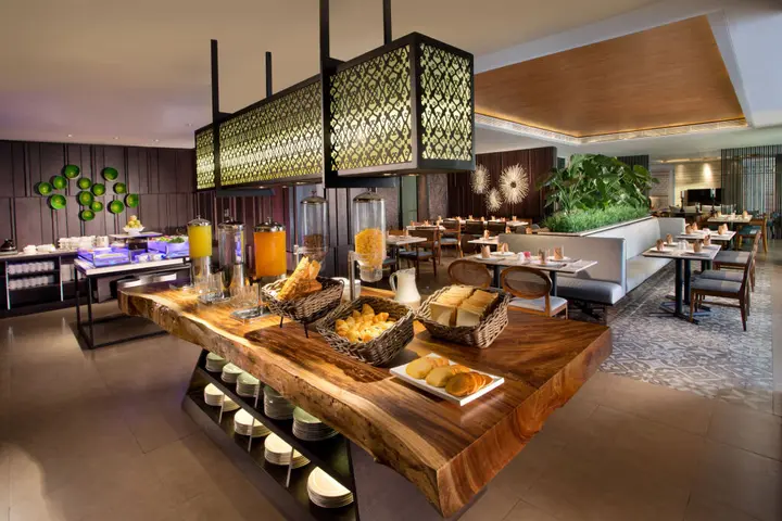 Сурабая: Ascott Waterplace Surabaya