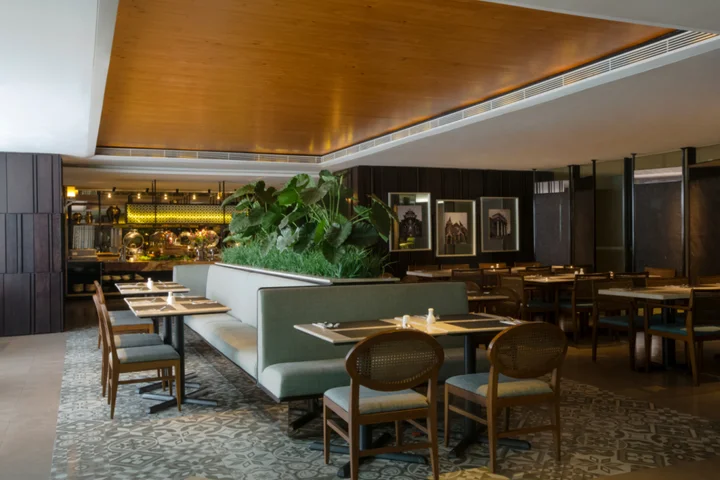 Сурабая: Ascott Waterplace Surabaya