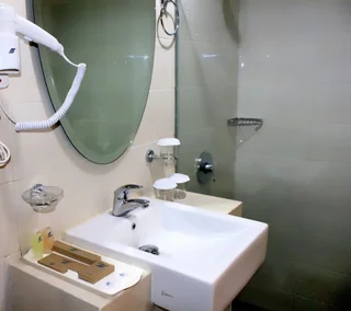 Соронг: Marina Mamberamo Hotel