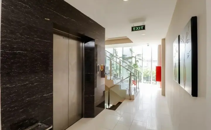 Батам: Lovina Inn Hotel Batam