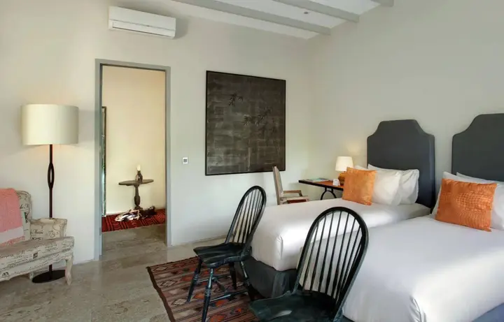Кута: Room & Vespa Suite 2