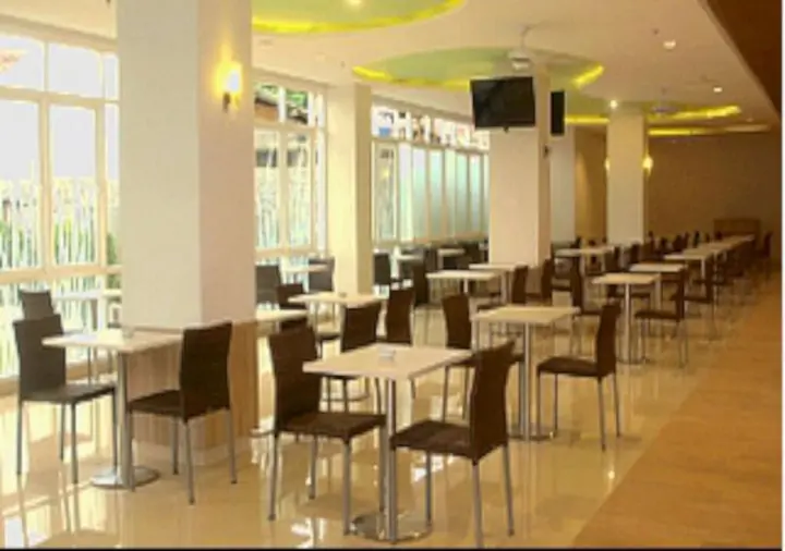 Богор: IZI Hotel
