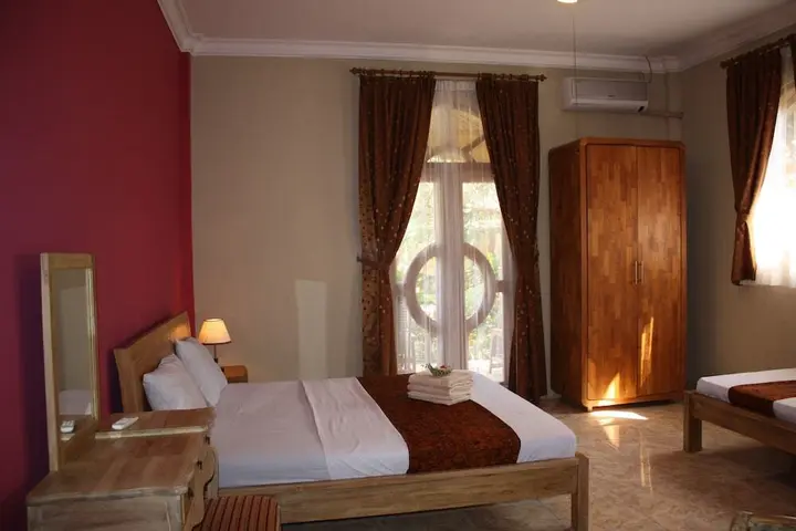Батуретно: Ada Waktu Homestay