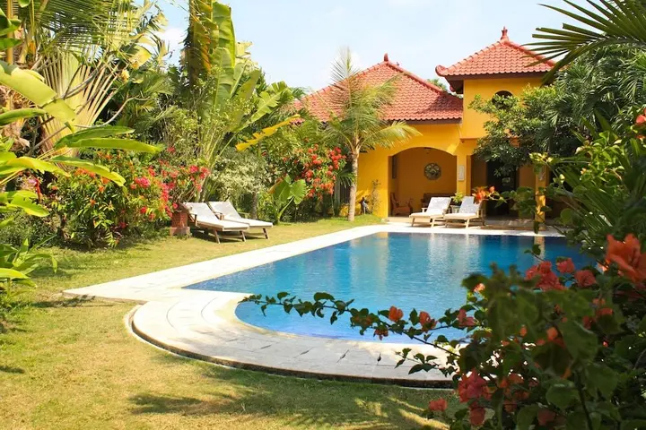 Батуретно: Ada Waktu Homestay