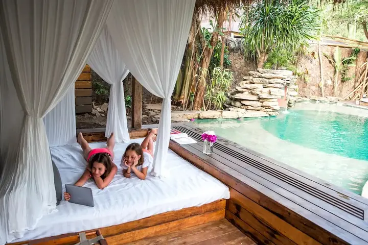 Гили Траванган: Luxury Villa Bhuvana