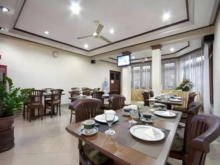 Суракарта: Hotel Griyadi Kusuma Sahid