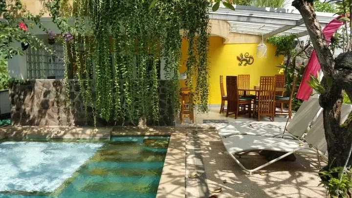 Каликбукбук: Villa Lumbalumba Banyualit