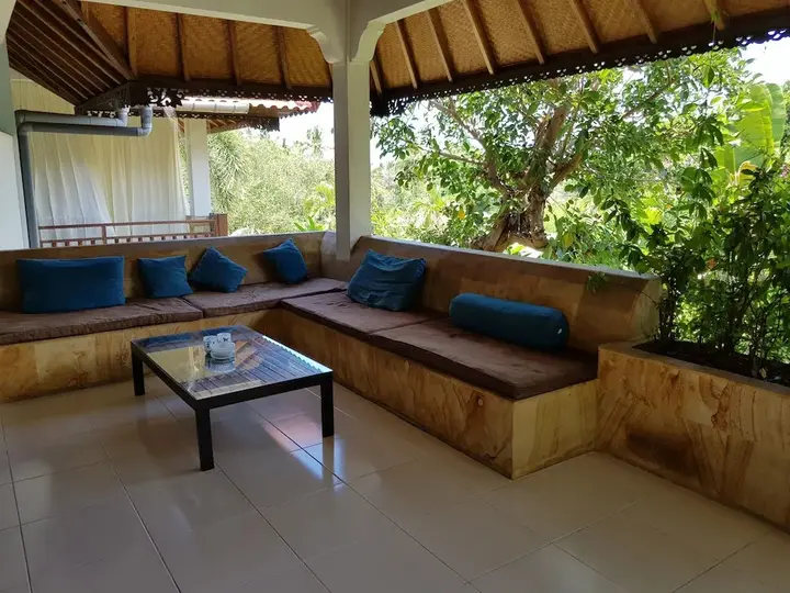 Каликбукбук: Villa Lumbalumba Banyualit