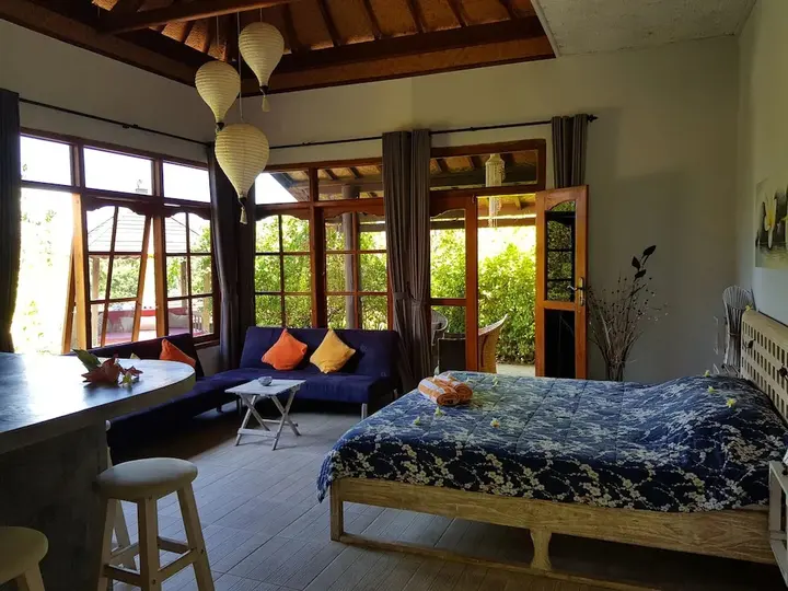 Каликбукбук: Villa Lumbalumba Banyualit