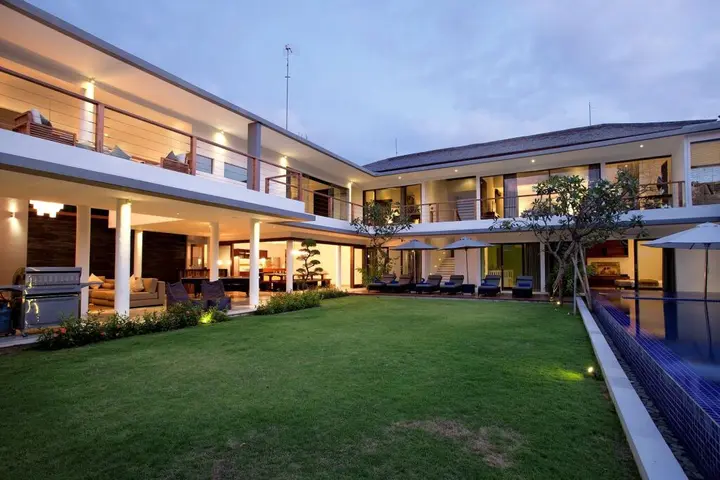 Джимбаран: CassaMia Bali
