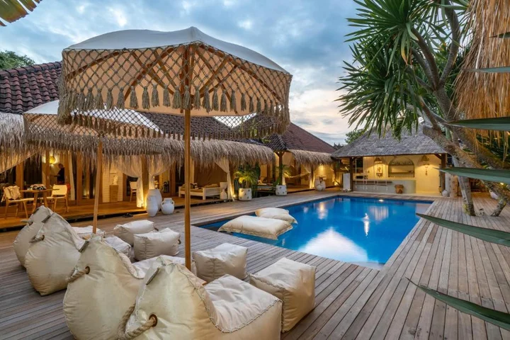 Лембонган-Айленд: Castaway Resort