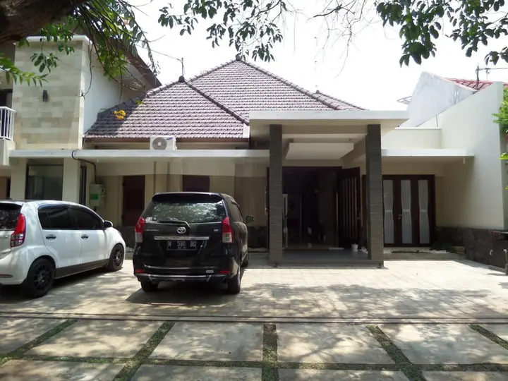 Маланг: Shinta Guest House
