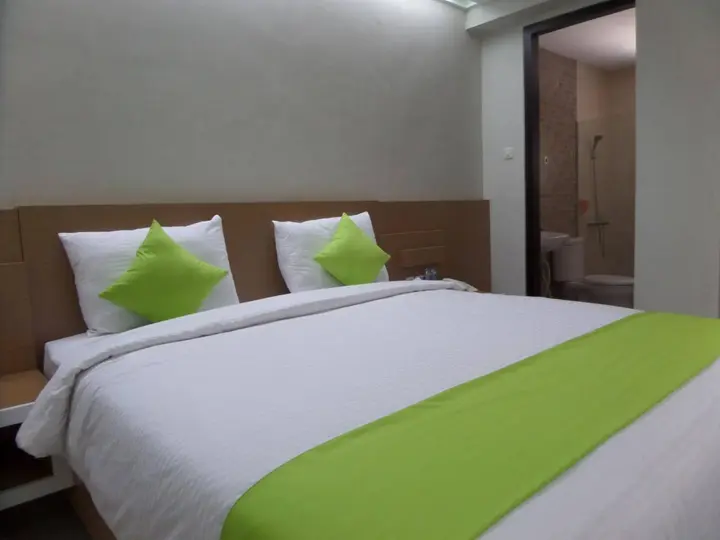 Маланг: Shinta Guest House