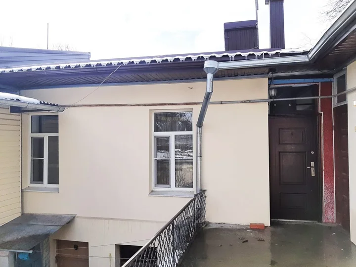 Пятигорск: Двухкомнатная Квартира в Центре Хетагурова