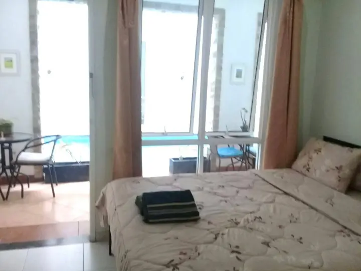 Джакарта: Sun Rise House
