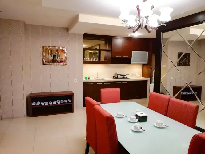 Медан: Royal Suite Condotel