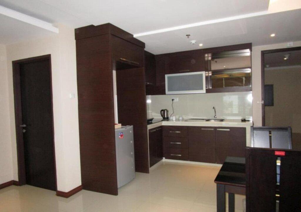 Медан: Royal Suite Condotel