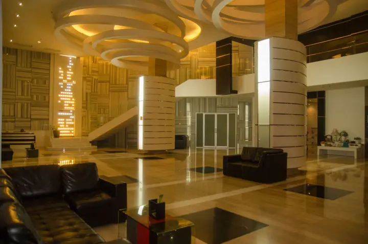 Медан: Royal Suite Condotel