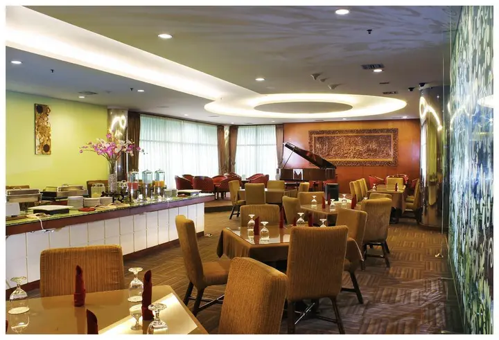 Джакарта: Picasso Inn