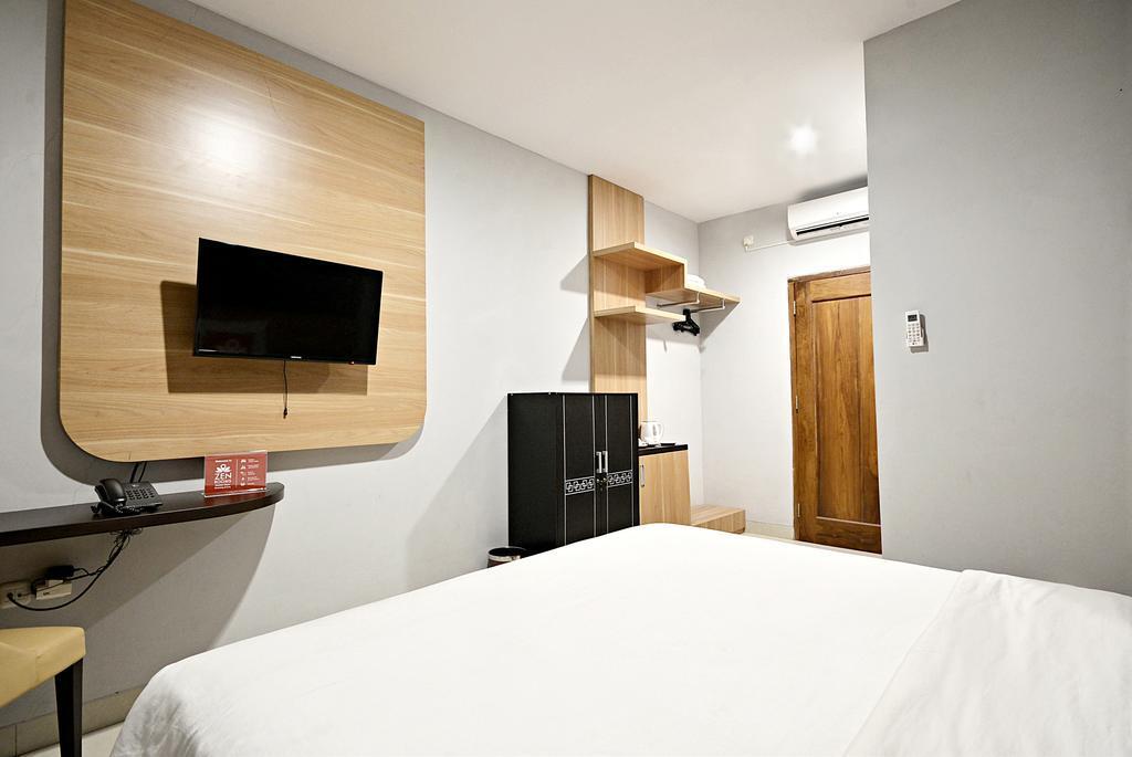 Джакарта: Picasso Inn